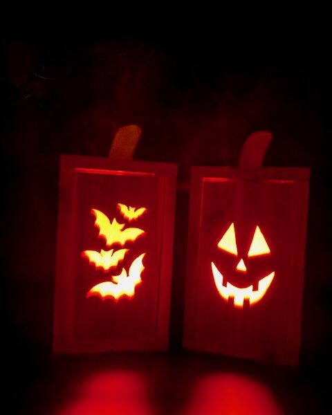 COMMUNITY CLASS: Holiday Light Box- Halloween
