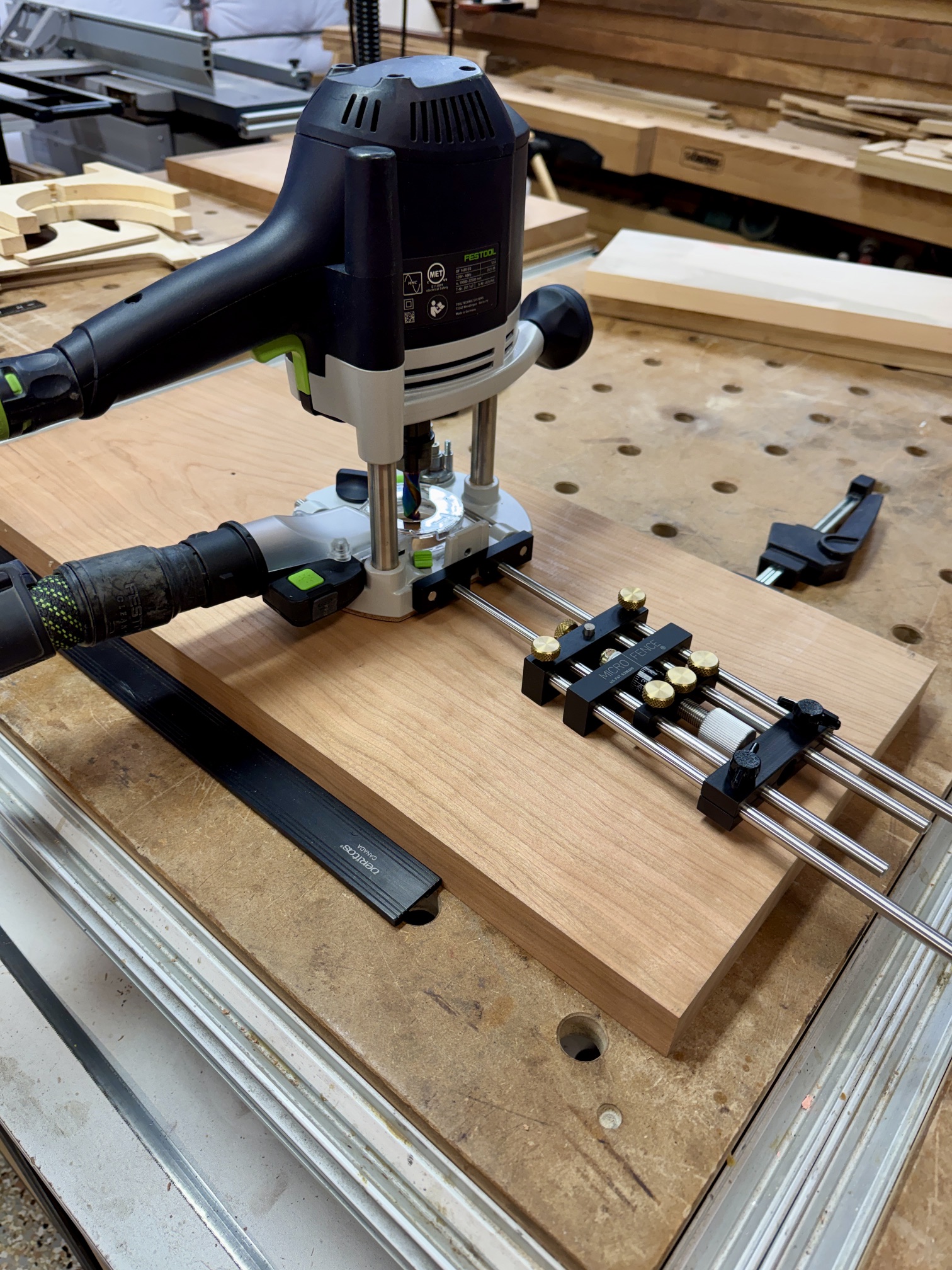 3 Leg - Cutting the Circular Top